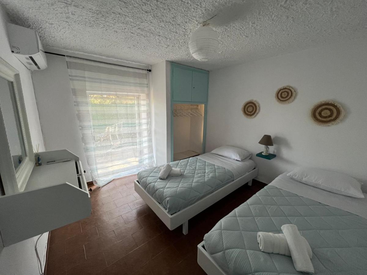 Ciel Apartment, 5 Minutes Walk From Ipsos Beach! Exterior photo